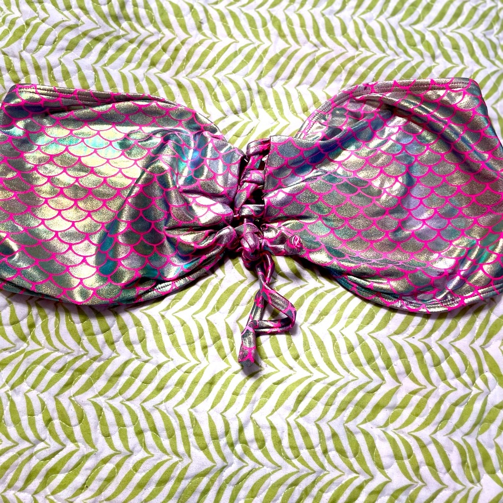 Curvy Beach 2X Pink and Silver Mermaid Scale Bandeau Bikini Top Plus Curvy
